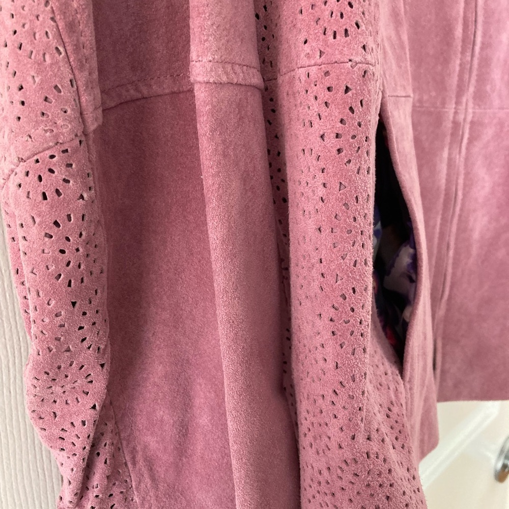 Jacket - Picture 4 of 5